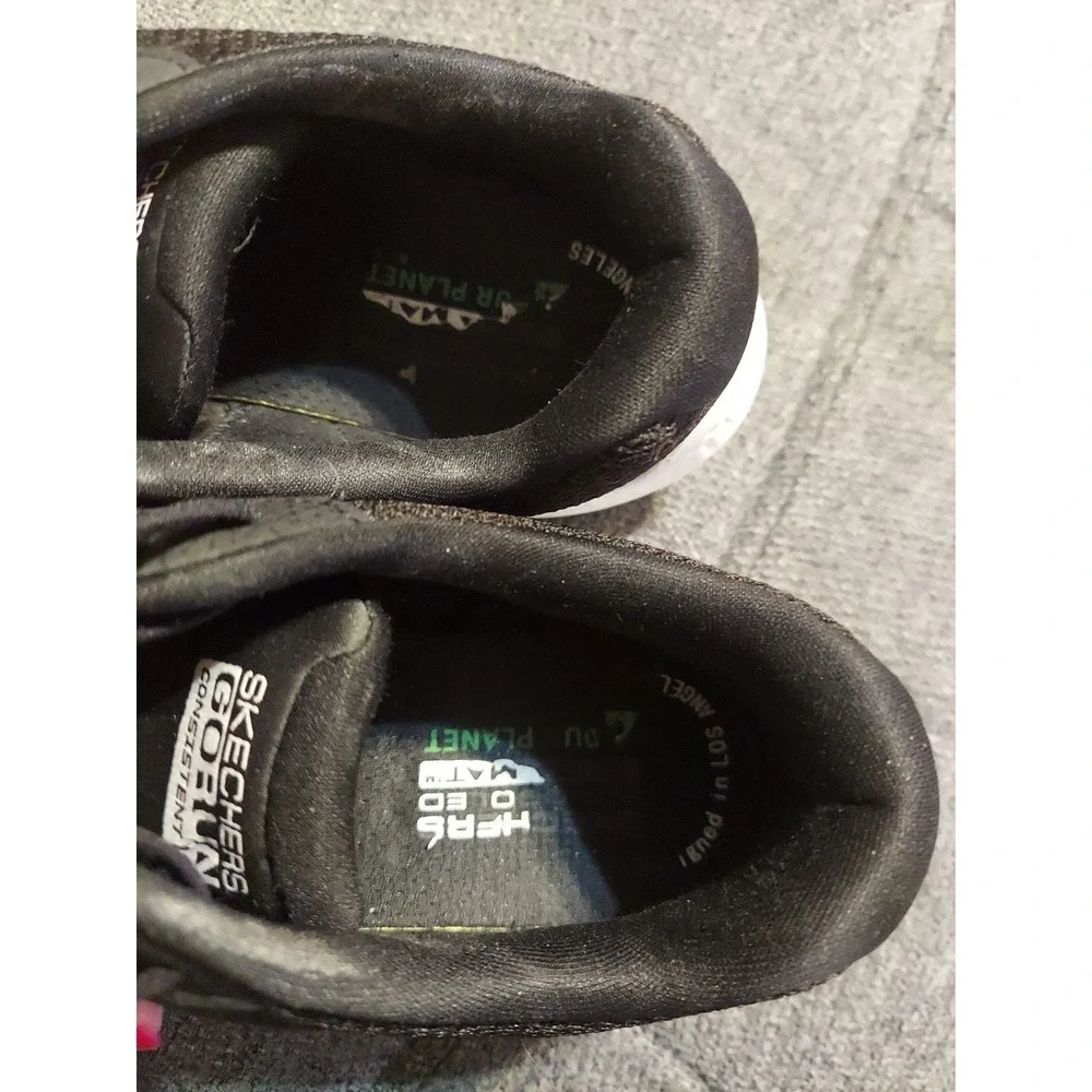 Sketchers Go Run Sneakers Shoes Consistent‎ 2.0 Women's Size 9.5 Black Slip In
